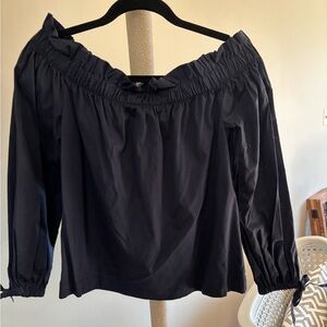 Banana Republic Off-Shoulder Long Sleeve Top in Navy